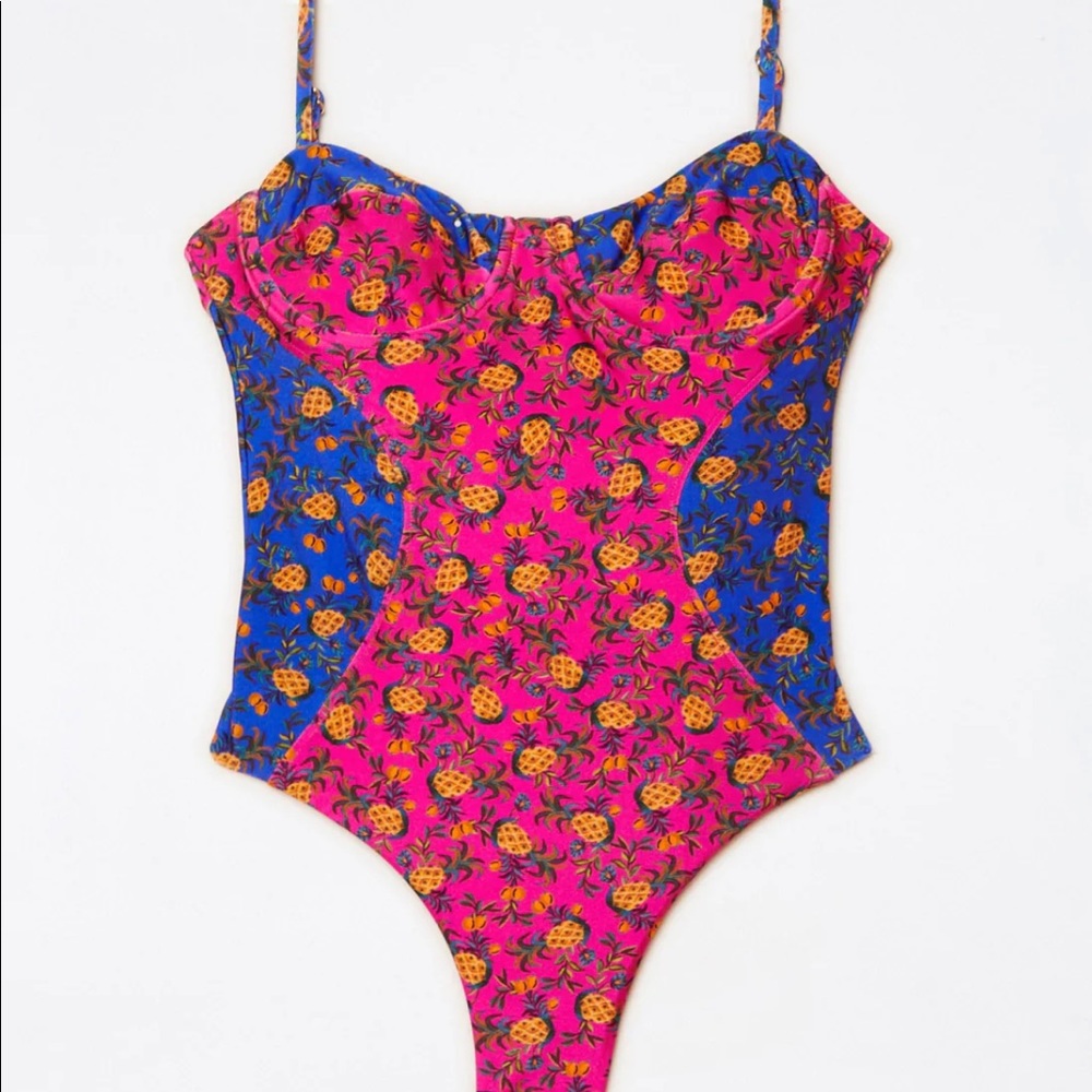 Farm Rio Fruits Dots One Piece Swimsuit sz M 175$ - Picture 2 of 15